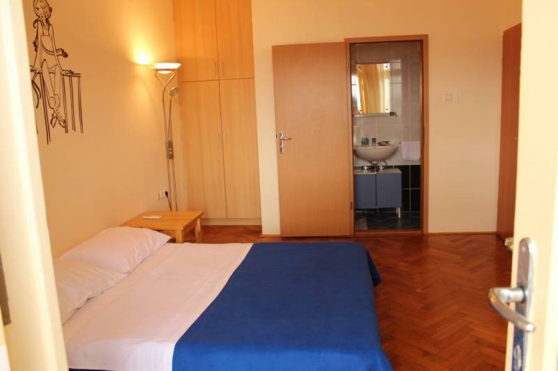 Apartment Dora Crikvenica Exteriör bild